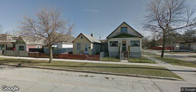 Larawan ng 717 Aberdeen Avenue sa Winnipeg, Manitoba