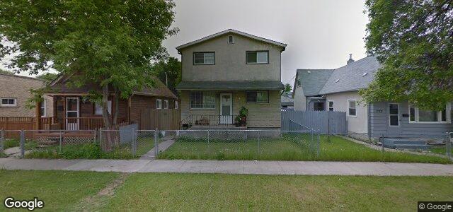 Larawan ng 718 Manitoba Avenue sa Winnipeg, Manitoba