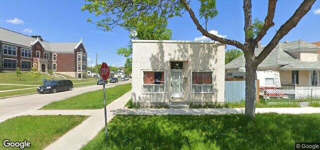 Larawan ng 719 Alfred Avenue sa Winnipeg, Manitoba