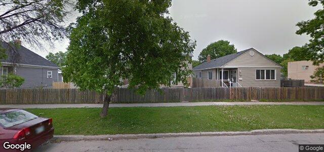 Larawan ng 735 Manitoba Avenue sa Winnipeg, Manitoba