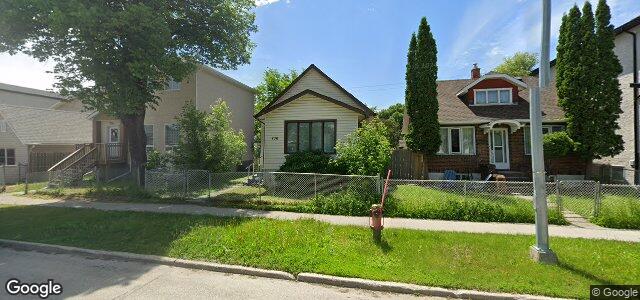 Larawan ng 736 Burrows Avenue sa Winnipeg, Manitoba