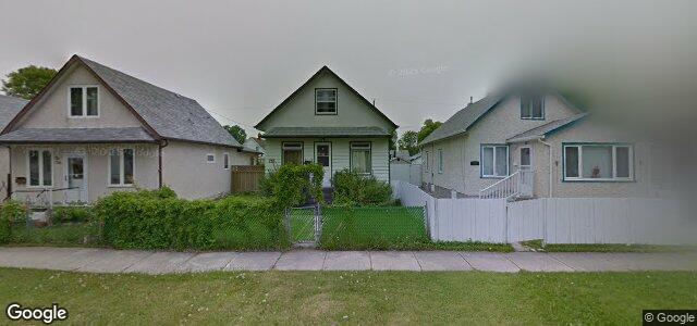 Larawan ng 736 Manitoba Avenue sa Winnipeg, Manitoba