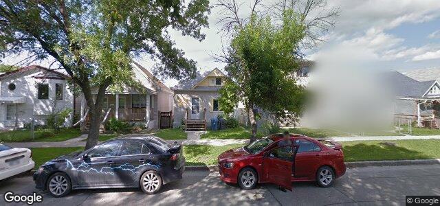 Larawan ng 737 Aberdeen Avenue sa Winnipeg, Manitoba