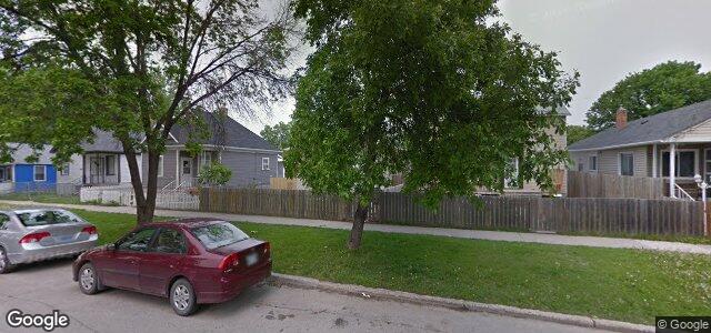 Larawan ng 737 Manitoba Avenue sa Winnipeg, Manitoba