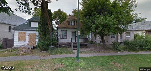 Larawan ng 738 Alfred Avenue sa Winnipeg, Manitoba