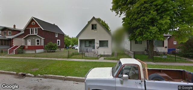 Larawan ng 739 Pritchard Avenue sa Winnipeg, Manitoba