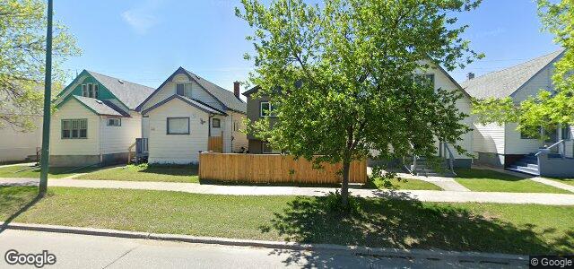 Larawan ng 742 Redwood Avenue sa Winnipeg, Manitoba