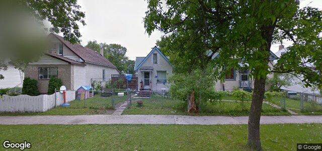 Larawan ng 746 Manitoba Avenue sa Winnipeg, Manitoba