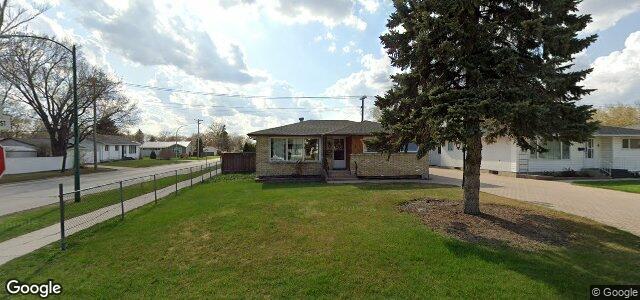 Larawan ng 1 Lomond Boulevard sa Winnipeg, Manitoba