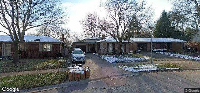 Larawan ng 10 Conifer Crescent sa Winnipeg, Manitoba