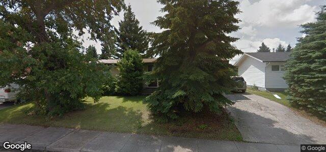 Larawan ng 10 Crestwood Crescent sa Winnipeg, Manitoba