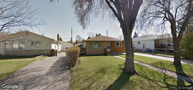 Larawan ng 10 Fontaine Crescent sa Winnipeg, Manitoba