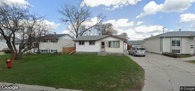 Larawan ng 10 Monaco Bay sa Winnipeg, Manitoba