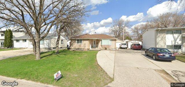 Larawan ng 10 Northumbria Bay sa Winnipeg, Manitoba