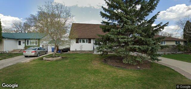 Larawan ng 10 Westmount Bay sa Winnipeg, Manitoba