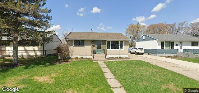 Larawan ng 101 Fontaine Crescent sa Winnipeg, Manitoba