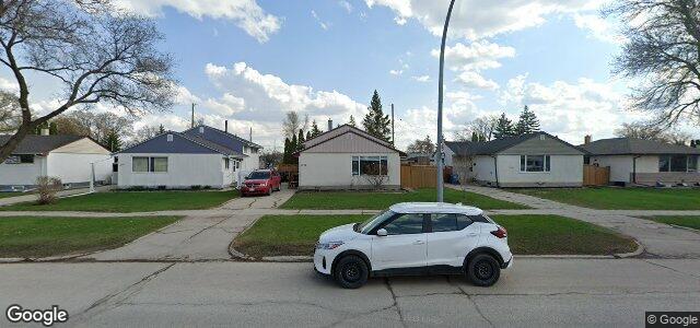 Larawan ng 1072 Betournay Street sa Winnipeg, Manitoba