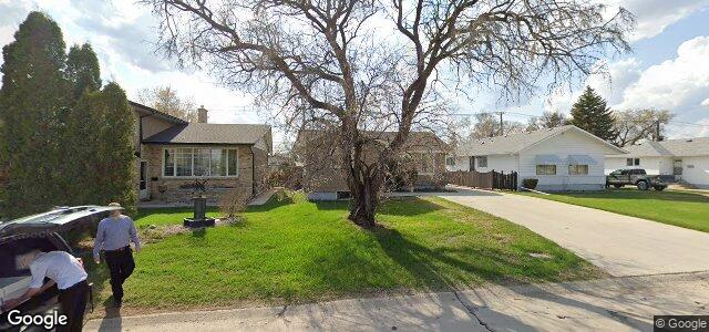 Larawan ng 11 Lomond Boulevard sa Winnipeg, Manitoba