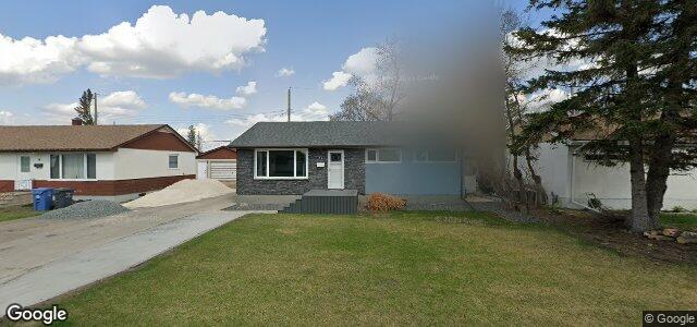 Larawan ng 12 Vincent Massey Boulevard sa Winnipeg, Manitoba