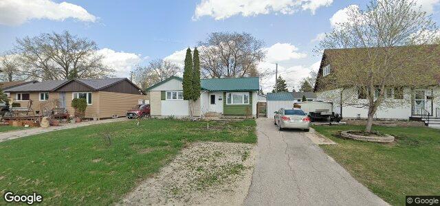 Larawan ng 12 Westmount Bay sa Winnipeg, Manitoba