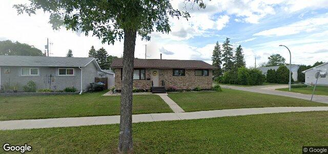 Larawan ng 1221 Cottonwood Road sa Winnipeg, Manitoba