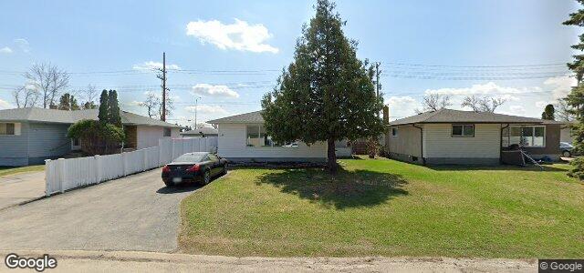 Larawan ng 125 Crestwood Crescent sa Winnipeg, Manitoba