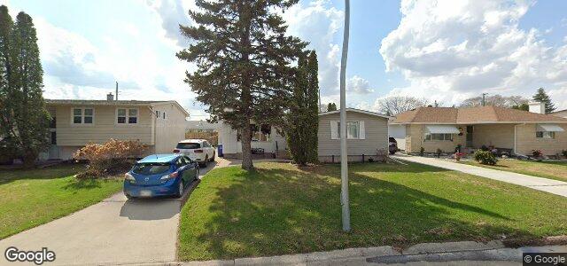 Larawan ng 13 Peterboro Bay sa Winnipeg, Manitoba