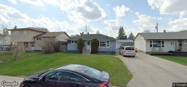 Photo of 13 Vincent Massey Boulevard in Winnipeg, Manitoba