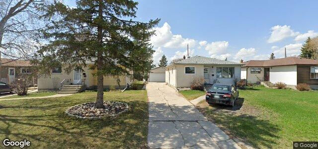Larawan ng 131 Harper Avenue sa Winnipeg, Manitoba