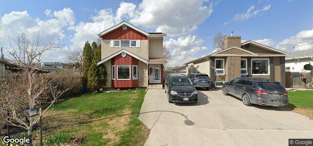 Larawan ng 132 Penfold Crescent sa Winnipeg, Manitoba