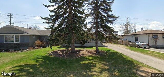 Larawan ng 135 Crestwood Crescent sa Winnipeg, Manitoba