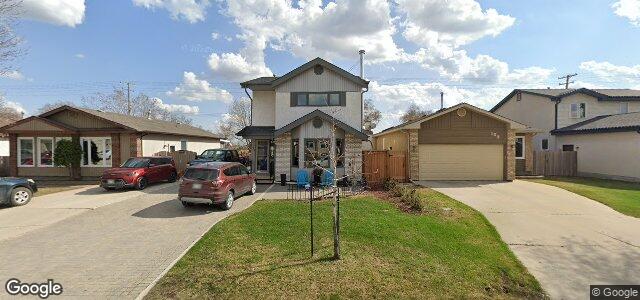 Larawan ng 143 Penfold Crescent sa Winnipeg, Manitoba