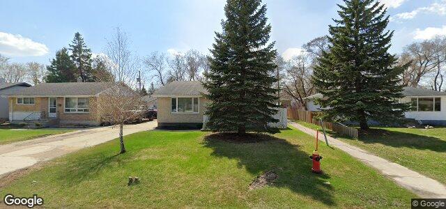 Larawan ng 145 Harper Avenue sa Winnipeg, Manitoba