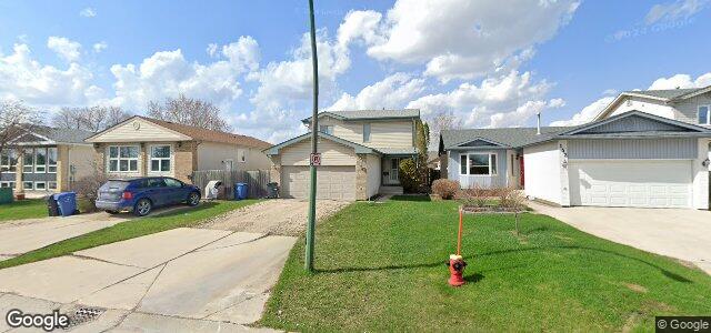 Larawan ng 148 Penfold Crescent sa Winnipeg, Manitoba