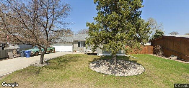 Larawan ng 152 Crestwood Crescent sa Winnipeg, Manitoba