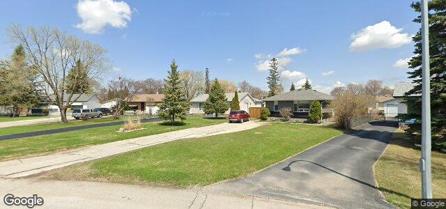 Larawan ng 152 Harper Avenue sa Winnipeg, Manitoba