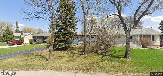 Larawan ng 156 Harper Avenue sa Winnipeg, Manitoba