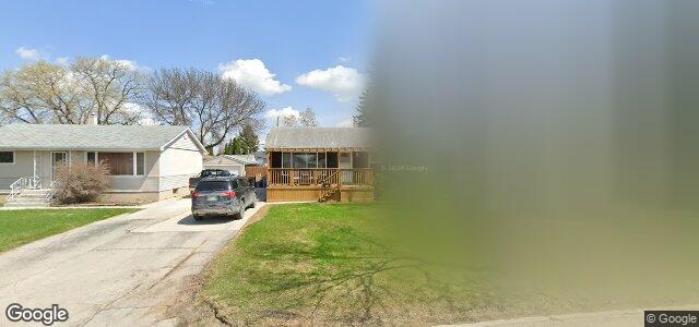 Larawan ng 160 Harper Avenue sa Winnipeg, Manitoba