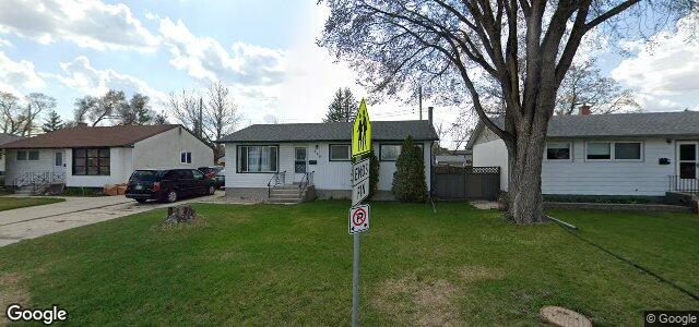 Larawan ng 165 Howden Road sa Winnipeg, Manitoba