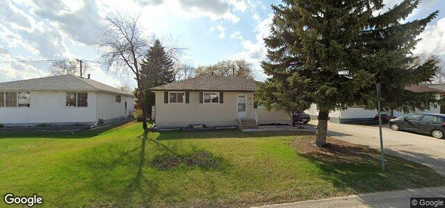 Larawan ng 17 Lomond Boulevard sa Winnipeg, Manitoba