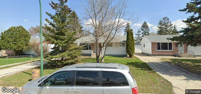 Larawan ng 170 Harper Avenue sa Winnipeg, Manitoba