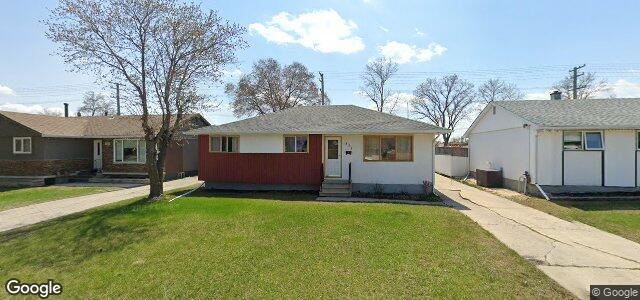 Larawan ng 171 Crestwood Crescent sa Winnipeg, Manitoba