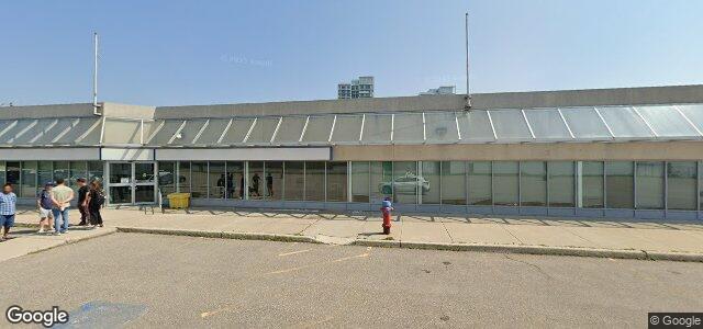 Larawan ng 171 Speers Road sa Winnipeg, Manitoba