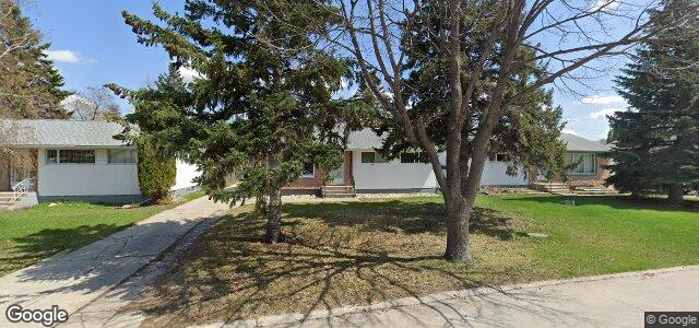 Larawan ng 172 Harper Avenue sa Winnipeg, Manitoba