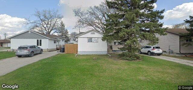 Larawan ng 18 Westmount Bay sa Winnipeg, Manitoba