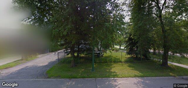Larawan ng 184 Harper Avenue sa Winnipeg, Manitoba
