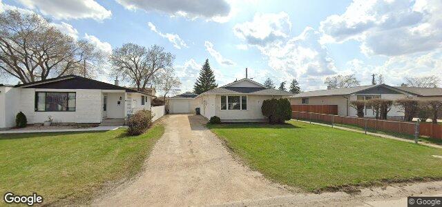 Larawan ng 19 Lochmoor Avenue sa Winnipeg, Manitoba