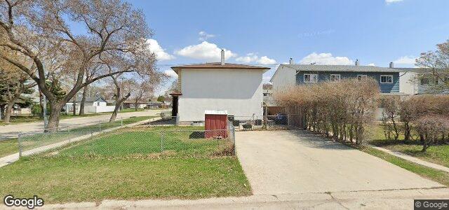 Larawan ng 190 Harper Avenue sa Winnipeg, Manitoba