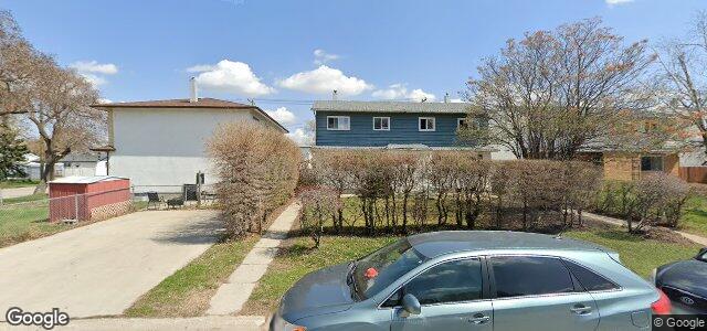 Larawan ng 194 Harper Avenue sa Winnipeg, Manitoba