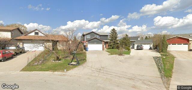 Larawan ng 195 Penfold Crescent sa Winnipeg, Manitoba